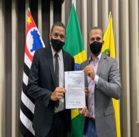 Vereadores Dr. Acácio Tobias e William Domingos solicitam um novo prédio para ETEC