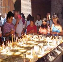 Por que os católicos gostam de acender velas?