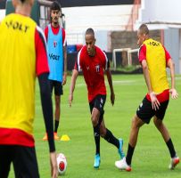 “Não pensei duas vezes em fechar com o Botafogo”, diz Robinho