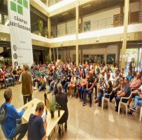 Curso sobre manejo de abelhas sem ferrão teve 250 participantes em Sertãozinho