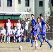 União demonstra superioridade em campo e goleia Samambaia na estreia do amador